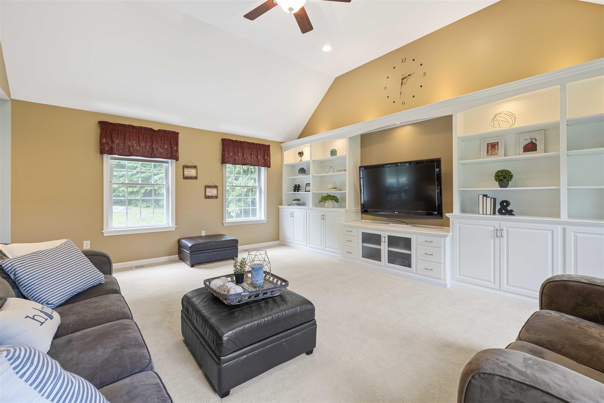 173 Hollis Road Amherst, NH 03031 - Photo 8 of 35