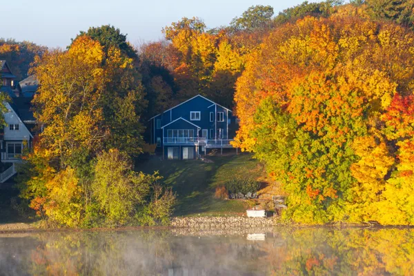 $1,350,000 | 630 Carver Beach Road, Chanhassen, MN 55317