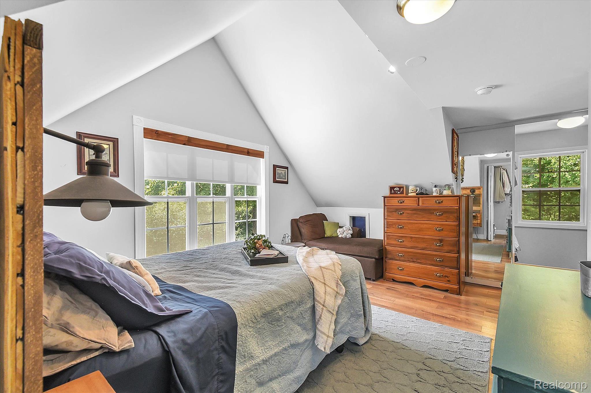 485 West Gordonville Road Midland, MI 48640 - Photo 14 of 27 Gallery Image 14