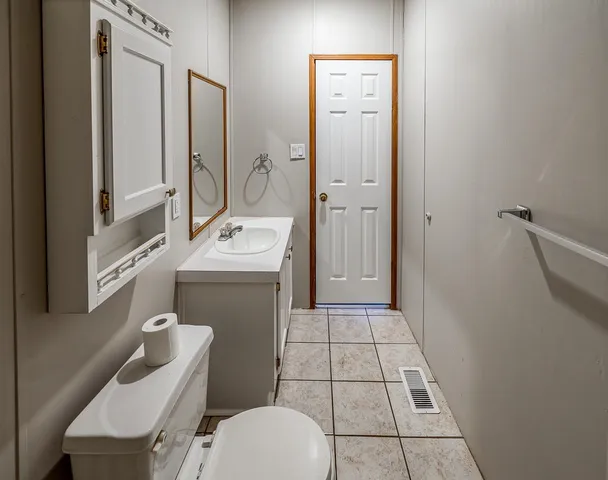 $200,000 | 514 Dewayne Drive, Wellford, SC 29385