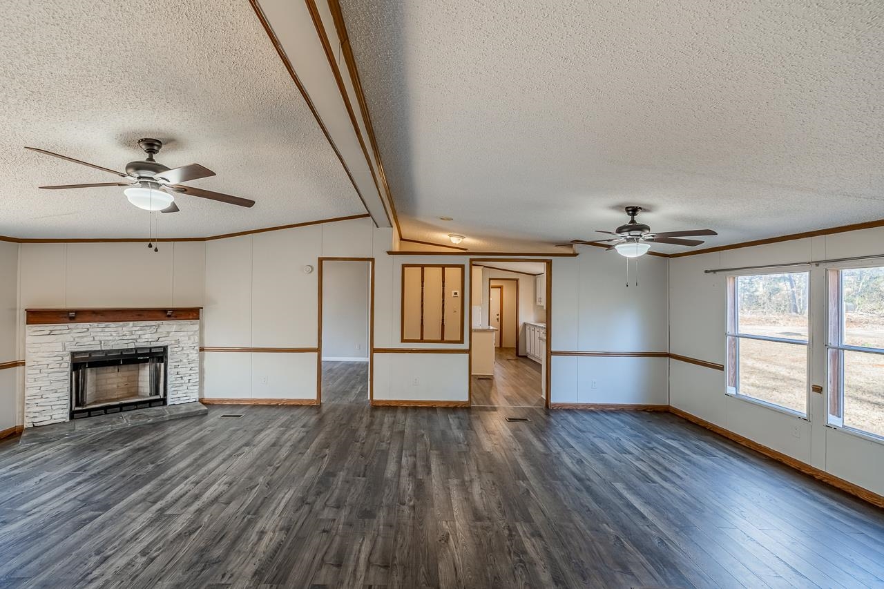 514 Dewayne Drive Wellford, SC 29385 - Photo 4 of 30