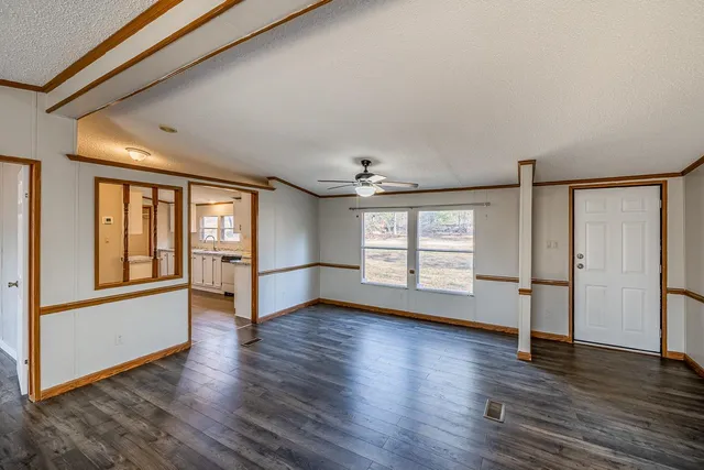 $200,000 | 514 Dewayne Drive, Wellford, SC 29385