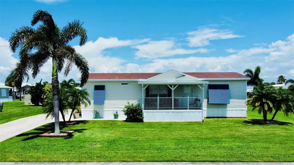 $220,000 | 4350 Southwest 10th Avenue, Okeechobee, FL 34974