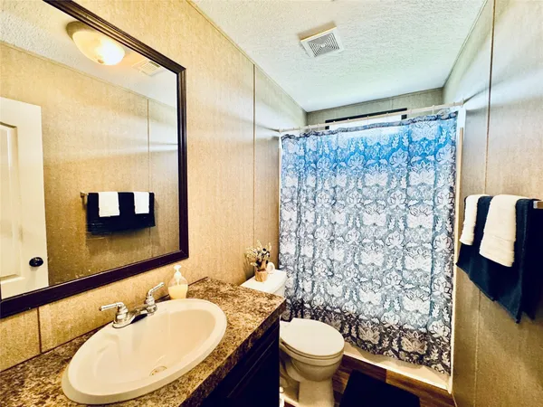 $220,000 | 4350 Southwest 10th Avenue, Okeechobee, FL 34974