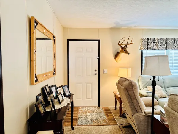 $220,000 | 4350 Southwest 10th Avenue, Okeechobee, FL 34974