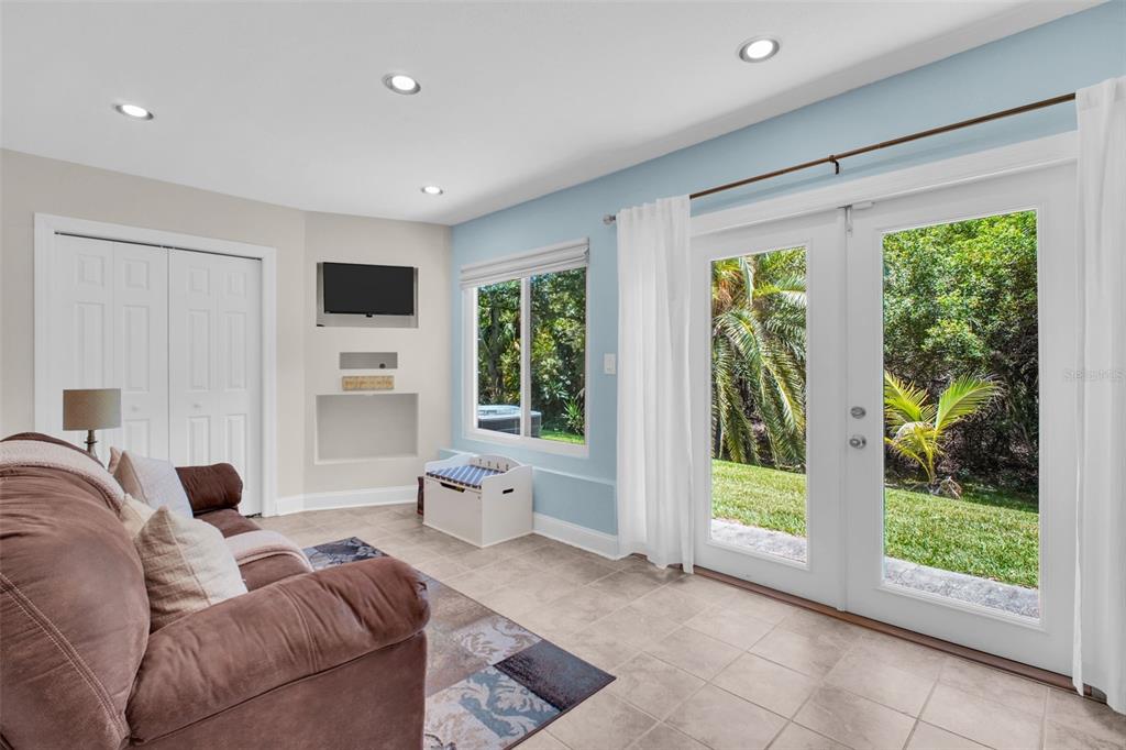 14893 Feather Cove Road Clearwater, FL 33762 - Photo 15 of 52