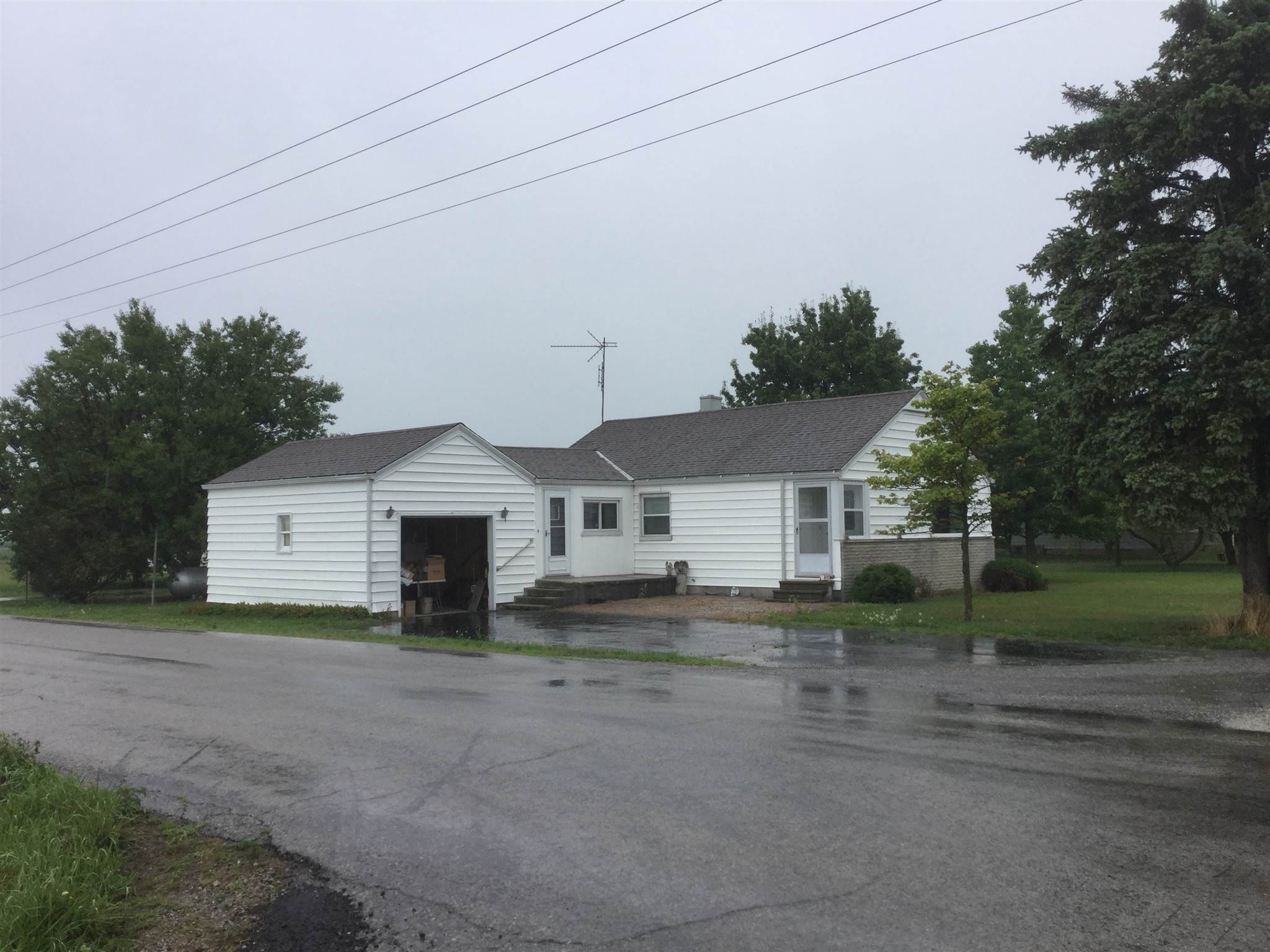 22807 Hoffman Road Monroeville, IN 46773 - Photo 1 of 4