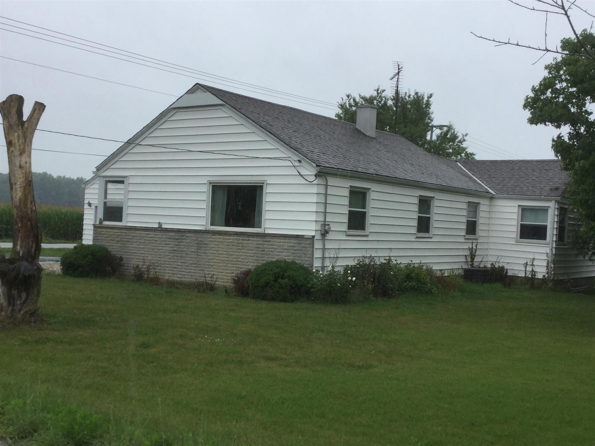 22807 Hoffman Road Monroeville, IN 46773 - Photo 3 of 4