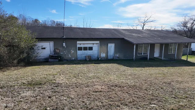 $59,900 | 201 Happy Valley Road, Johnson City, TN 37601
