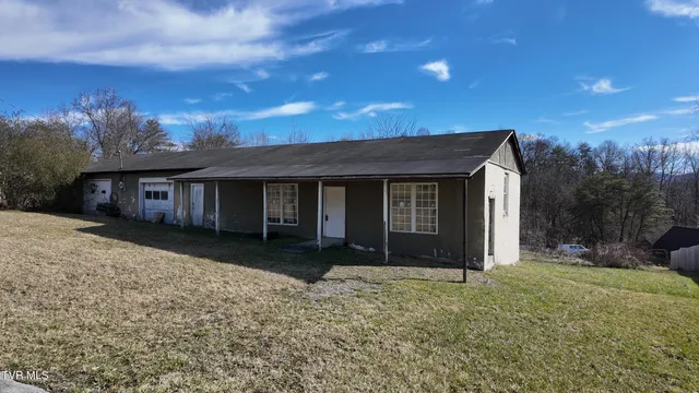$59,900 | 201 Happy Valley Road, Johnson City, TN 37601