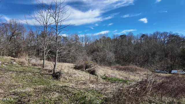 $59,900 | 201 Happy Valley Road, Johnson City, TN 37601