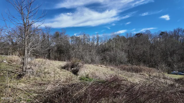 $59,900 | 201 Happy Valley Road, Johnson City, TN 37601