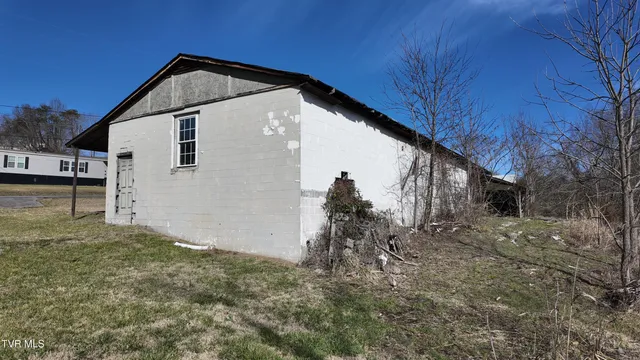 $59,900 | 201 Happy Valley Road, Johnson City, TN 37601