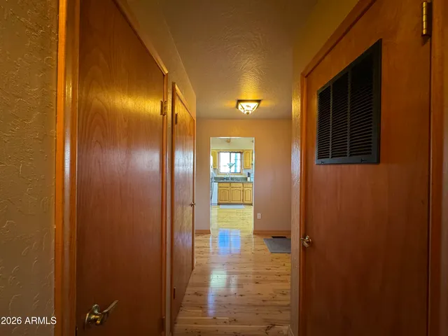 $470,000 | 2740 Air Park Drive, Overgaard, AZ 85933