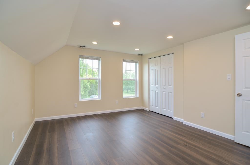 N2265 Lawn Road Pulaski, WI 54162 - Photo 27 of 54 Gallery Image 27
