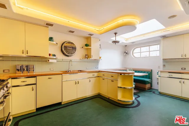 $2,495,000 | 6740 Milner Road, Los Angeles, CA 90068