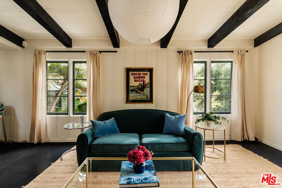 6740 Milner Road Los Angeles, CA 90068 - Photo 17 of 65