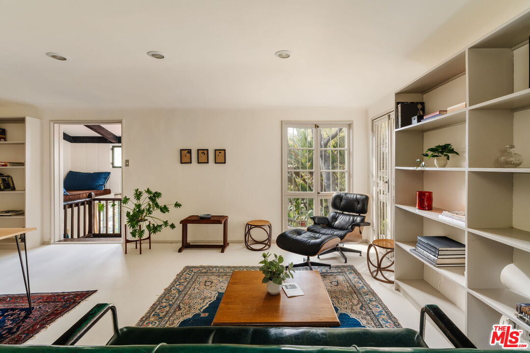 6740 Milner Road Los Angeles, CA 90068 - Photo 25 of 65