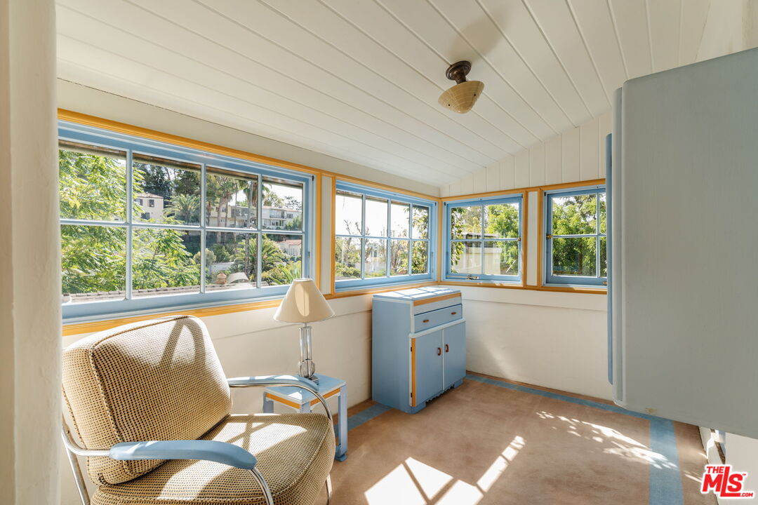 6740 Milner Road Los Angeles, CA 90068 - Photo 35 of 65