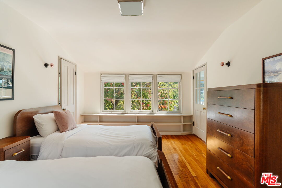 6740 Milner Road Los Angeles, CA 90068 - Photo 37 of 65