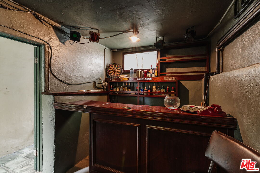 6740 Milner Road Los Angeles, CA 90068 - Photo 44 of 65