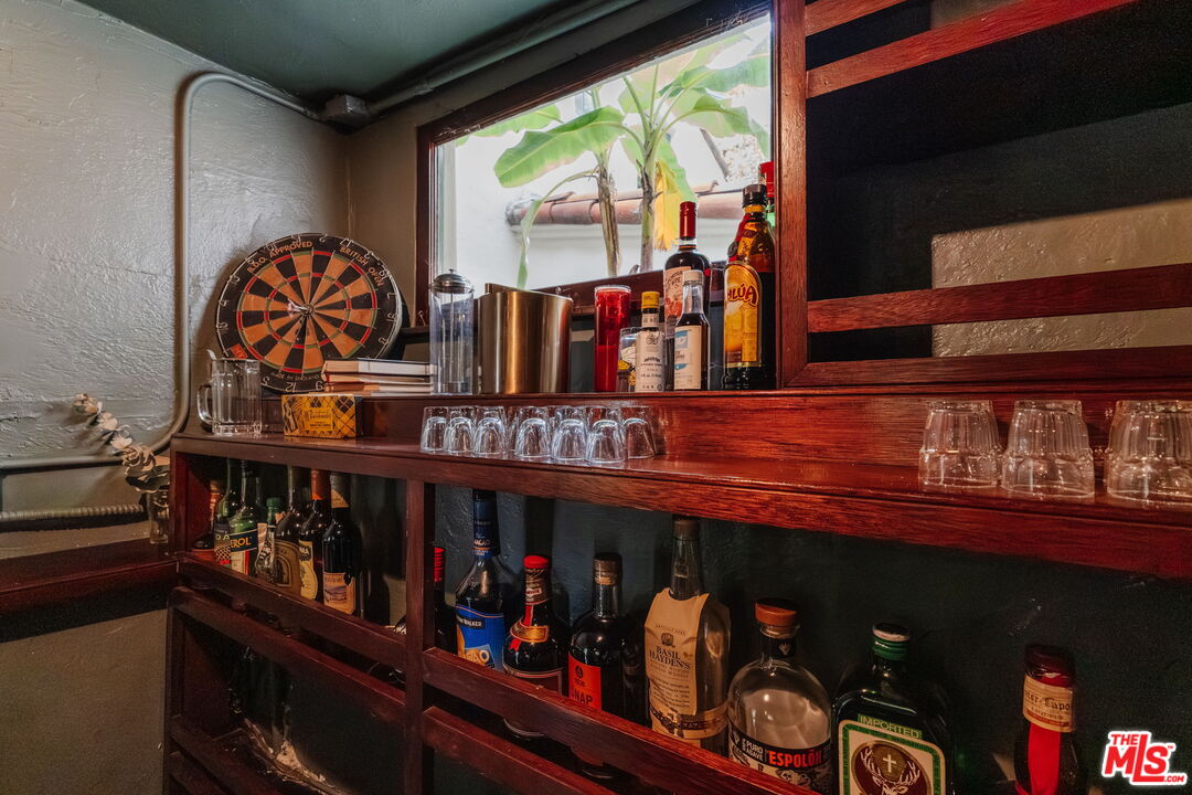 6740 Milner Road Los Angeles, CA 90068 - Photo 46 of 65