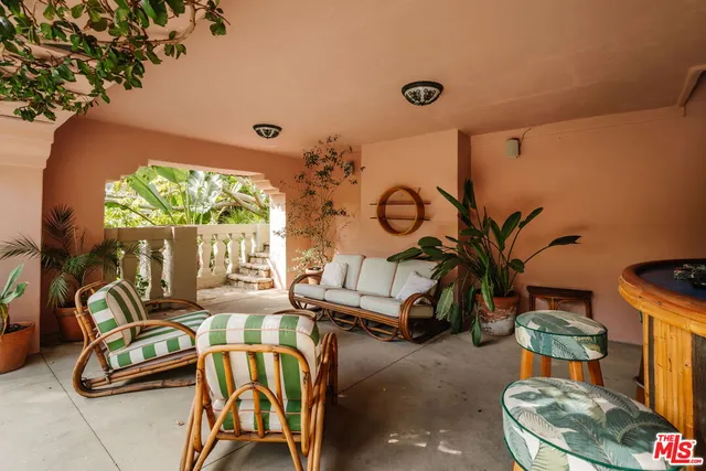 $2,495,000 | 6740 Milner Road, Los Angeles, CA 90068