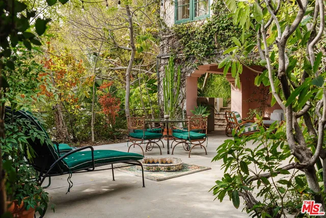 $2,495,000 | 6740 Milner Road, Los Angeles, CA 90068