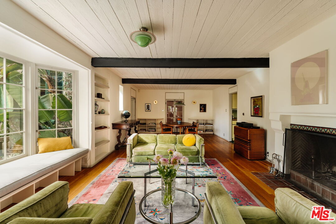 6740 Milner Road Los Angeles, CA 90068 - Photo 5 of 65