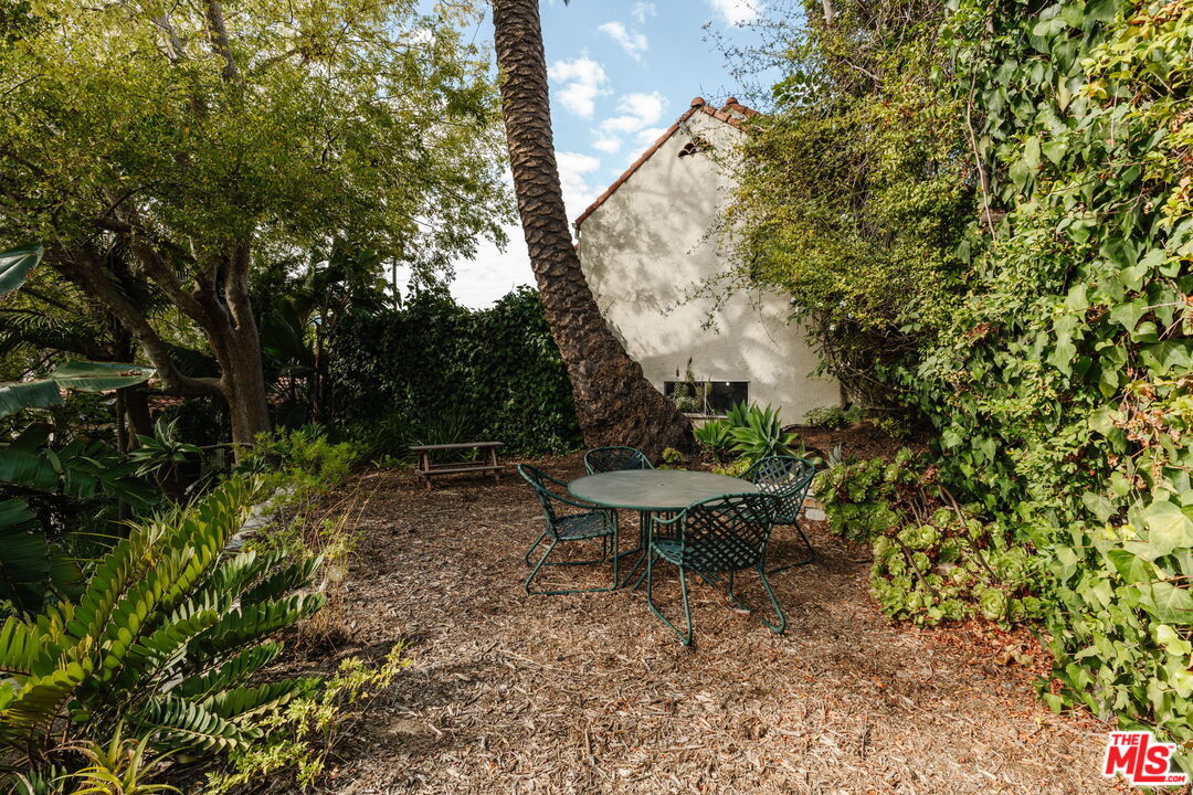 6740 Milner Road Los Angeles, CA 90068 - Photo 54 of 65