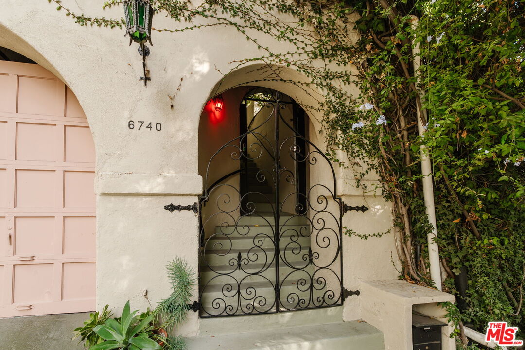 6740 Milner Road Los Angeles, CA 90068 - Photo 61 of 65