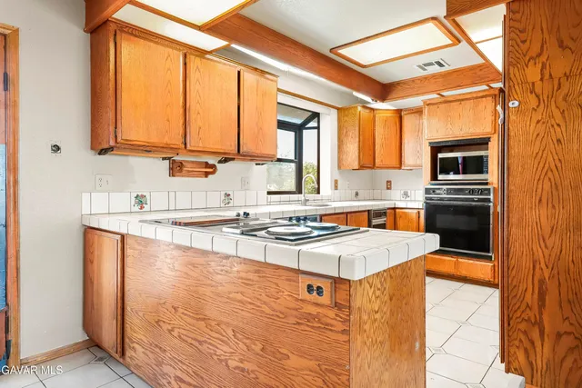 $899,900 | 4636 Avenue H E Lancaster Ca East, Lancaster, CA 93535