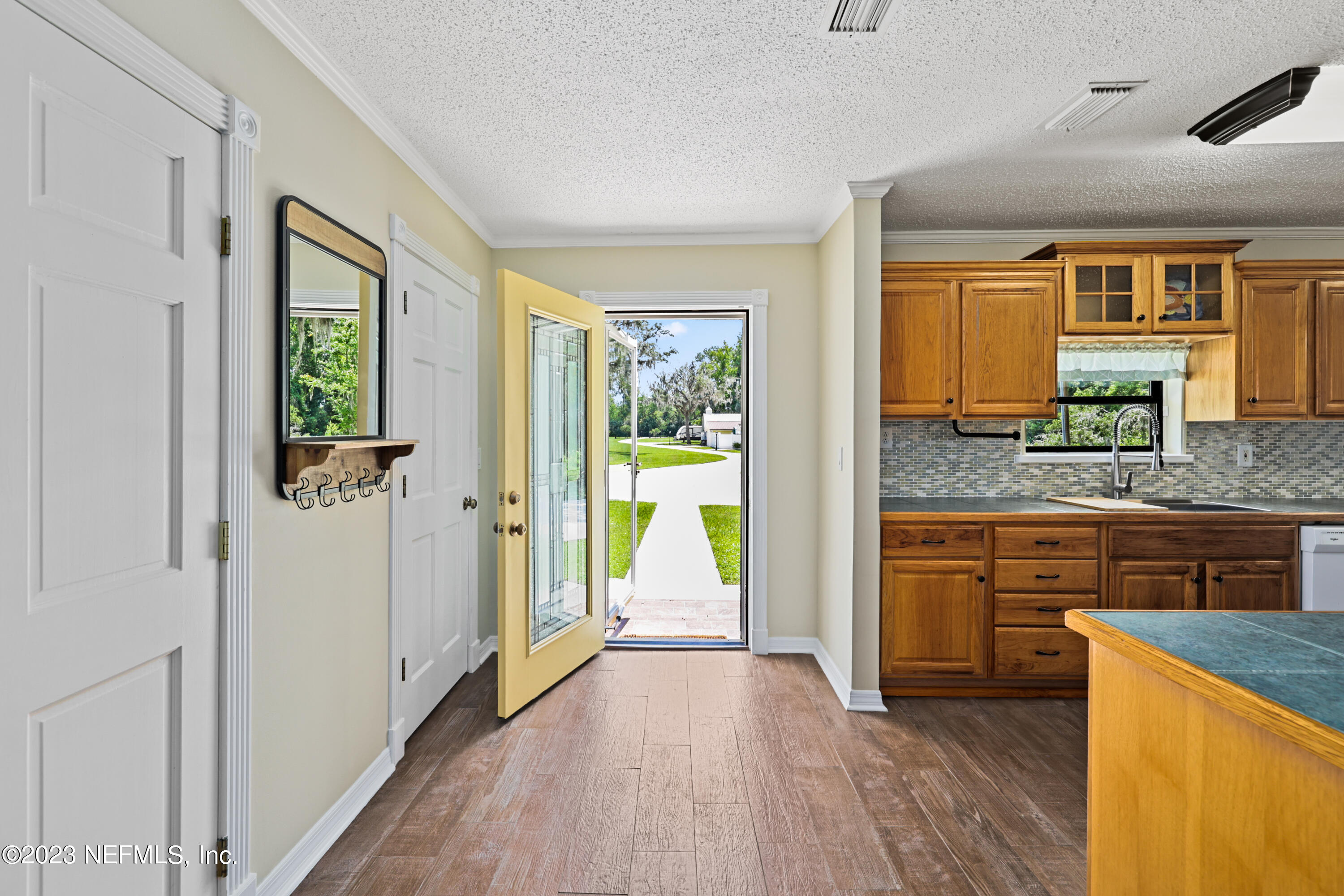 716 Cedar Creek Road Palatka, FL 32177 - Photo 11 of 62 2 - Interior