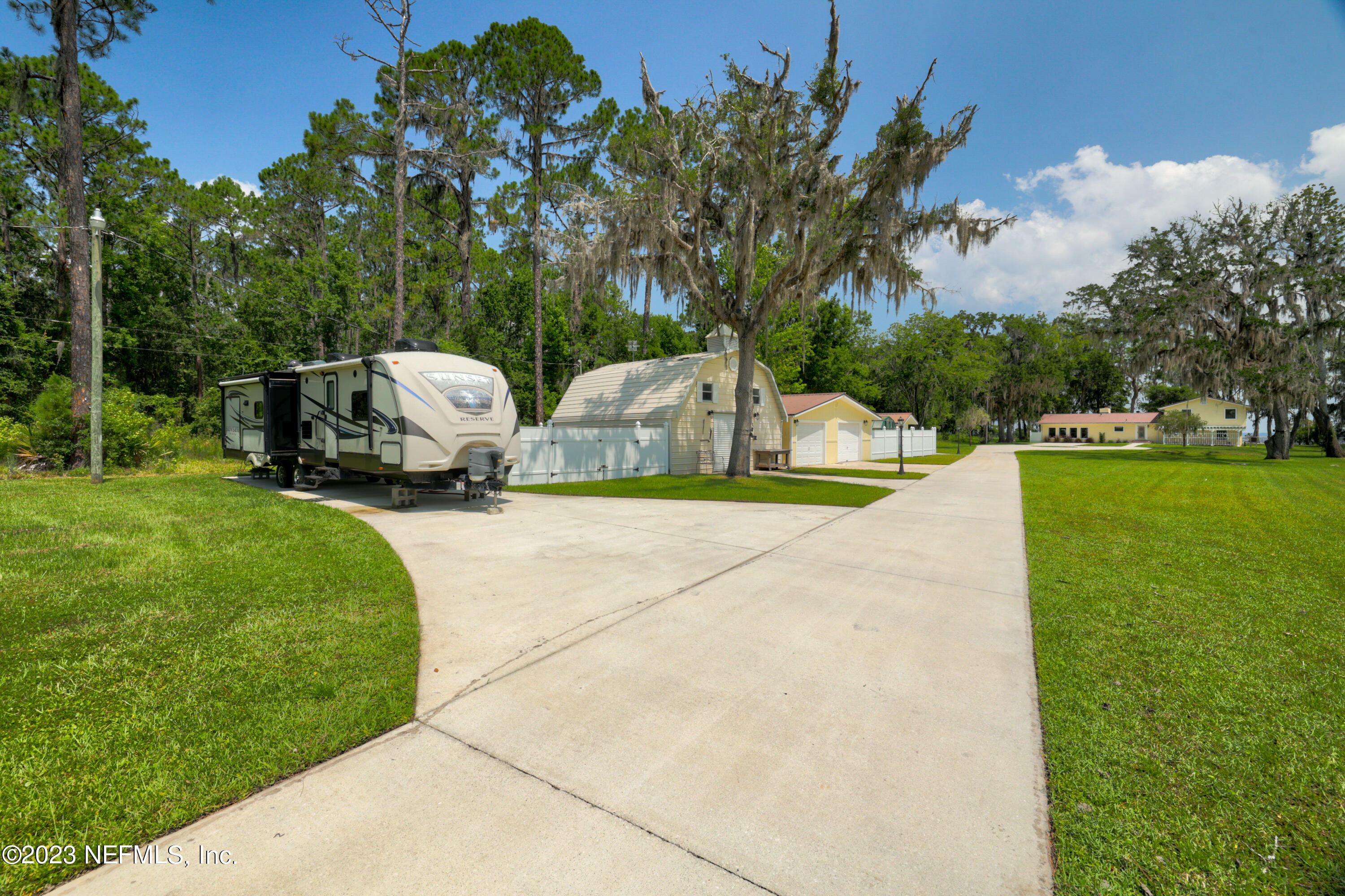 716 Cedar Creek Road Palatka, FL 32177 - Photo 5 of 62 7 - Exterior