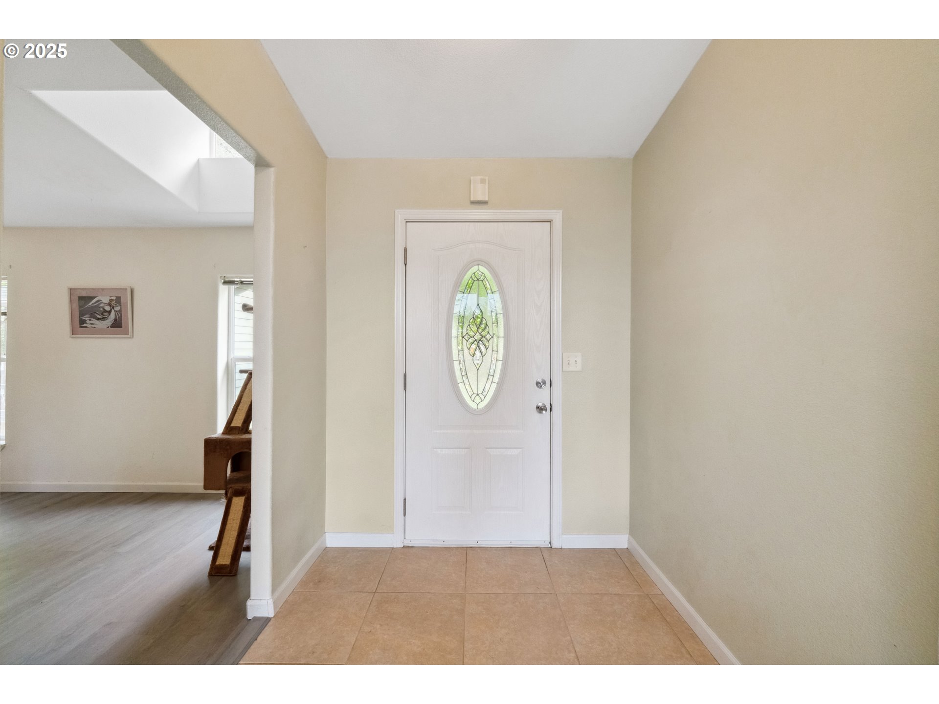 68226 Iris Road North Bend, OR 97459 - Photo 6 of 33 Gallery Image 6