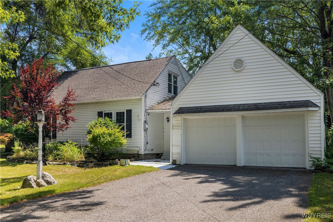 9461 Greiner Road Clarence, NY 14031 - Photo 2 of 37