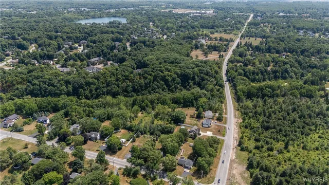 $389,900 | 9461 Greiner Road, Clarence, NY 14031