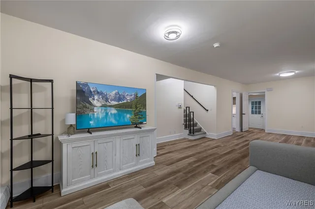 $389,900 | 9461 Greiner Road, Clarence, NY 14031