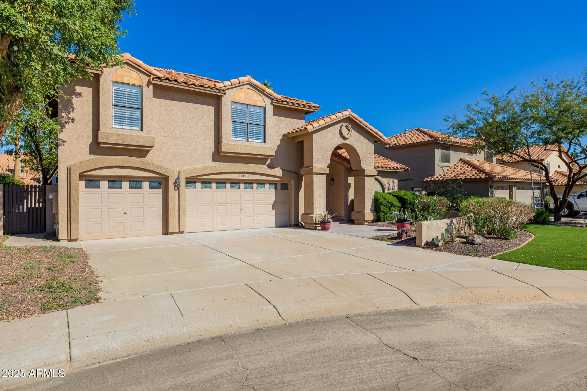 16809 South 33rd Way Phoenix, AZ 85048 - Photo 3 of 118 03 33rd