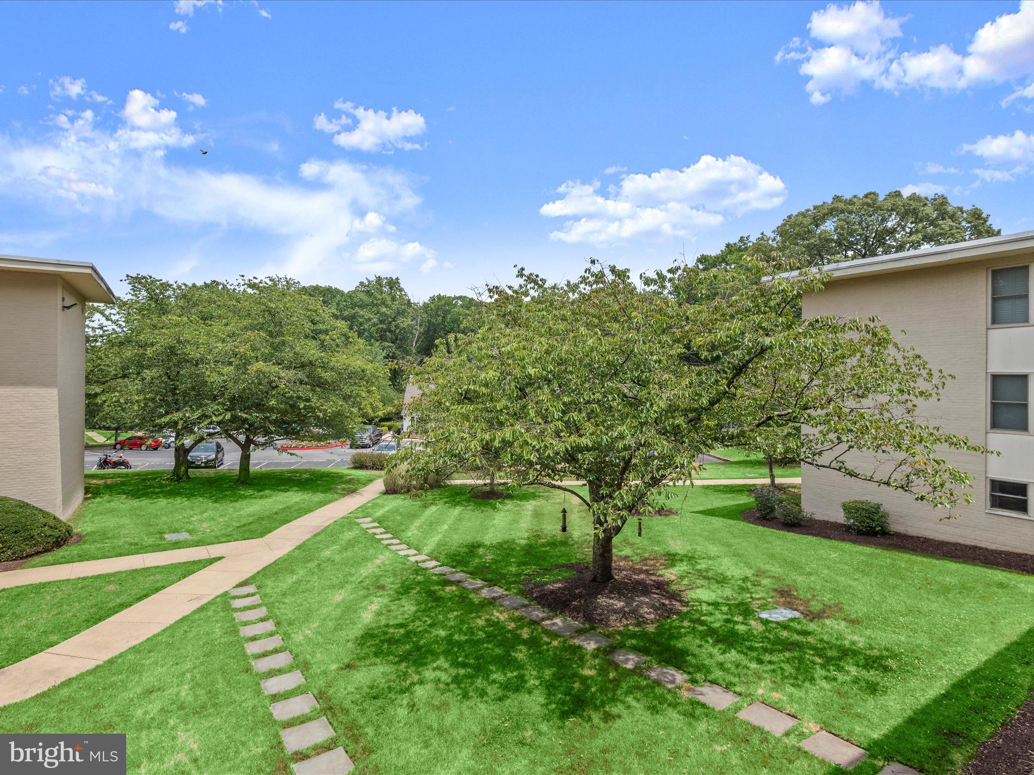 1004 Primrose Road, Unit 202 Annapolis, MD 21403 - Photo 23 of 39 Common grounds