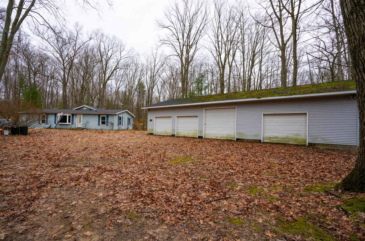 4202 East Pontaluna Road Fruitport, MI 49415 - Photo 6 of 6