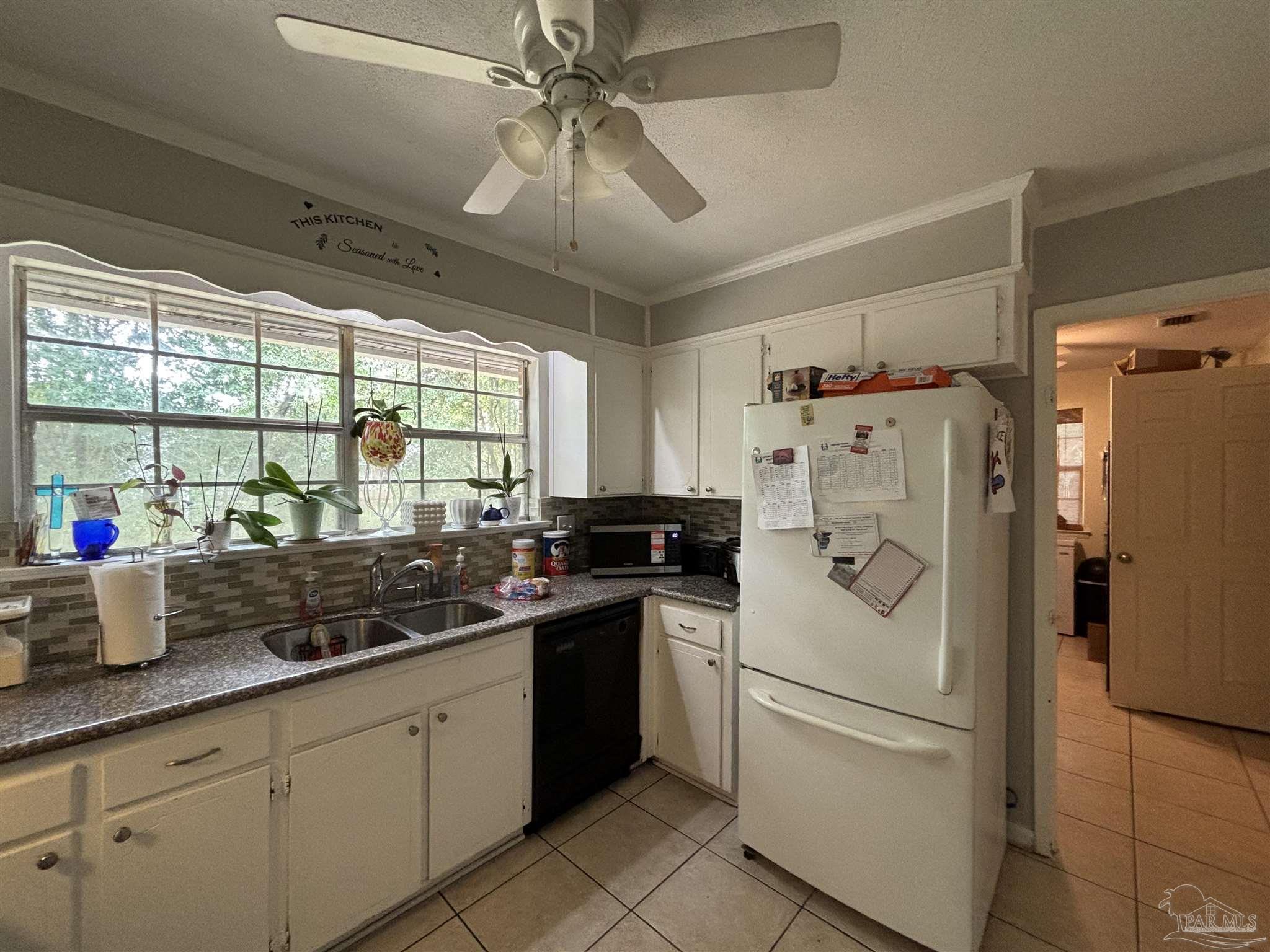 1080 Farmington Road Pensacola, FL 32504 - Photo 5 of 31