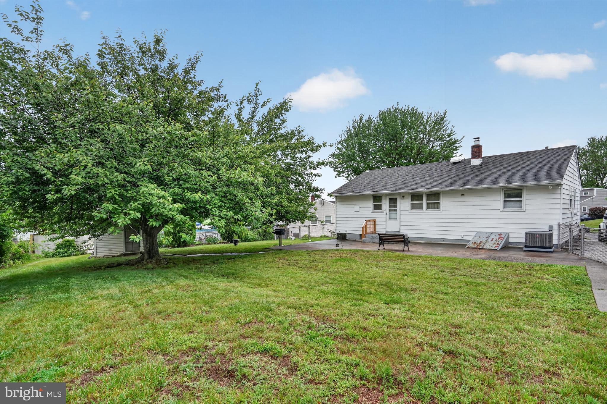118 Carlysle Court Runnemede, NJ 08078 - Photo 29 of 39
