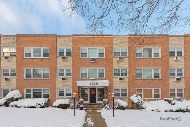 $161,000 | 4820 Conrad Street, Unit 202, Skokie, IL 60077