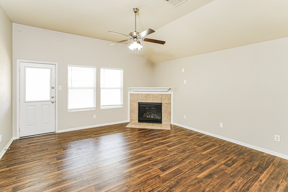 2527 Elm Crossing Trail Spring, TX 77386 - Photo 4 of 16