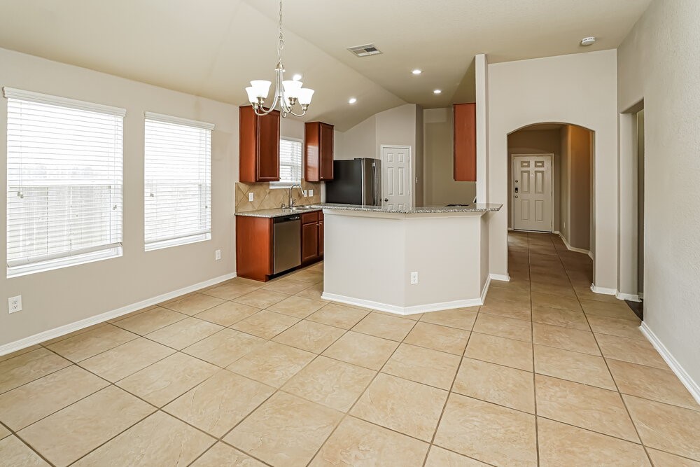 2527 Elm Crossing Trail Spring, TX 77386 - Photo 5 of 16