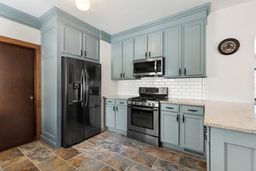 804 Prospect Street DeKalb, IL 60115 - Photo 5 of 16 Gallery Image 5