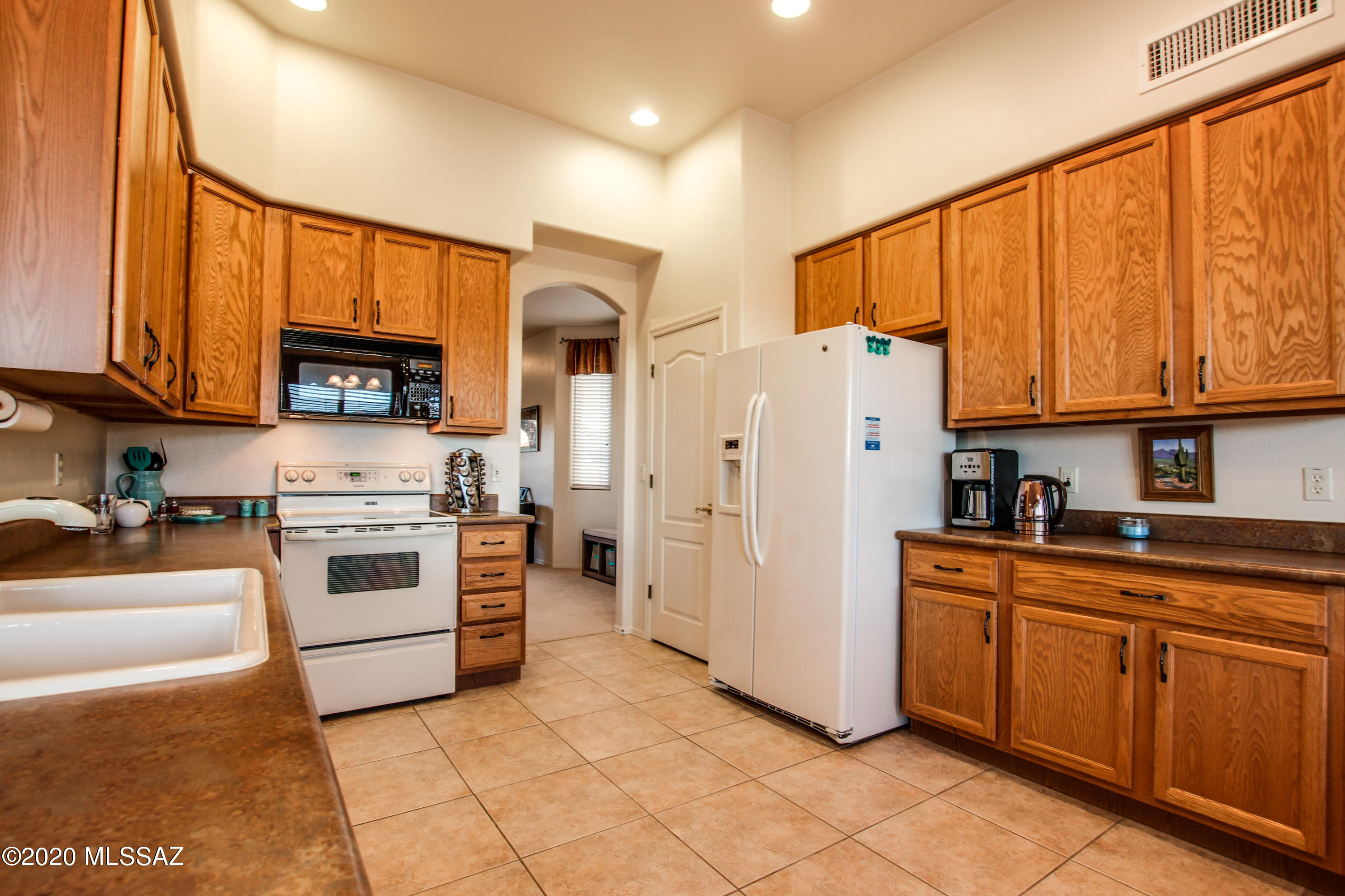 381 West Sugar Loaf Road Tucson, AZ 85737 - Photo 9 of 24 Gallery Image 9