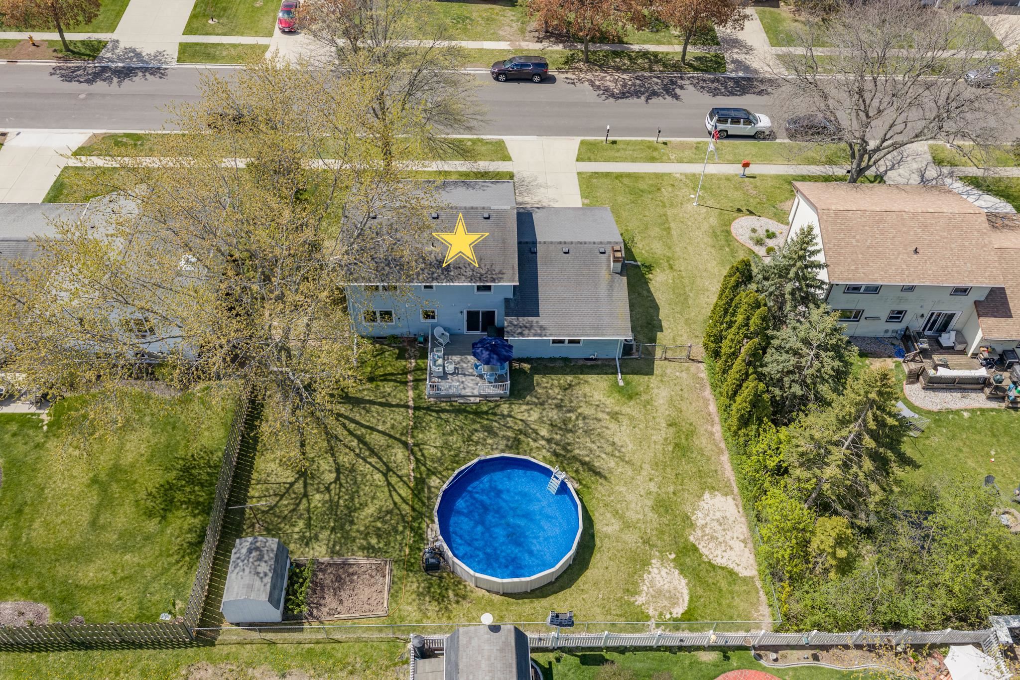 413 South Good Hope Road De Pere, WI 54115 - Photo 9 of 58