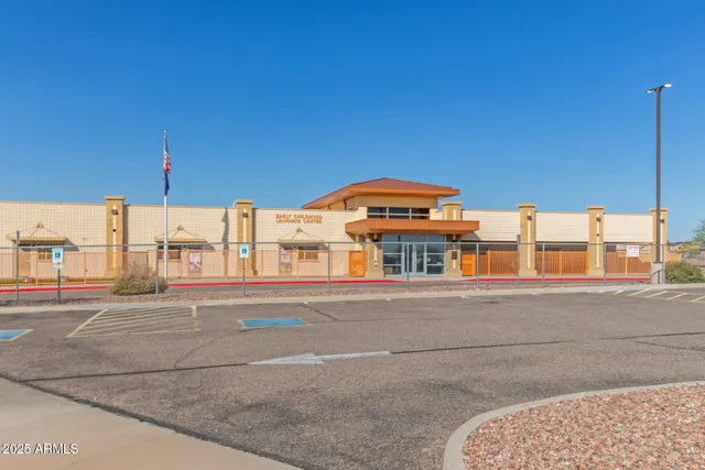 $2,200 | 206 West Hawaii Drive, Casa Grande, AZ 85122